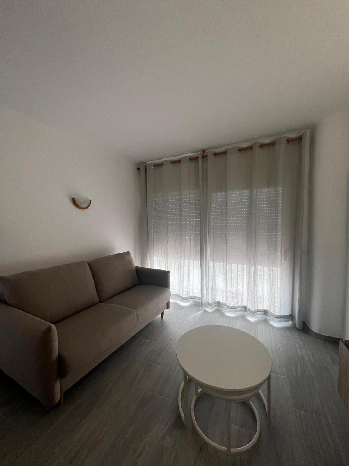 Appartement Bonito En El Centro De Av-77 Roses